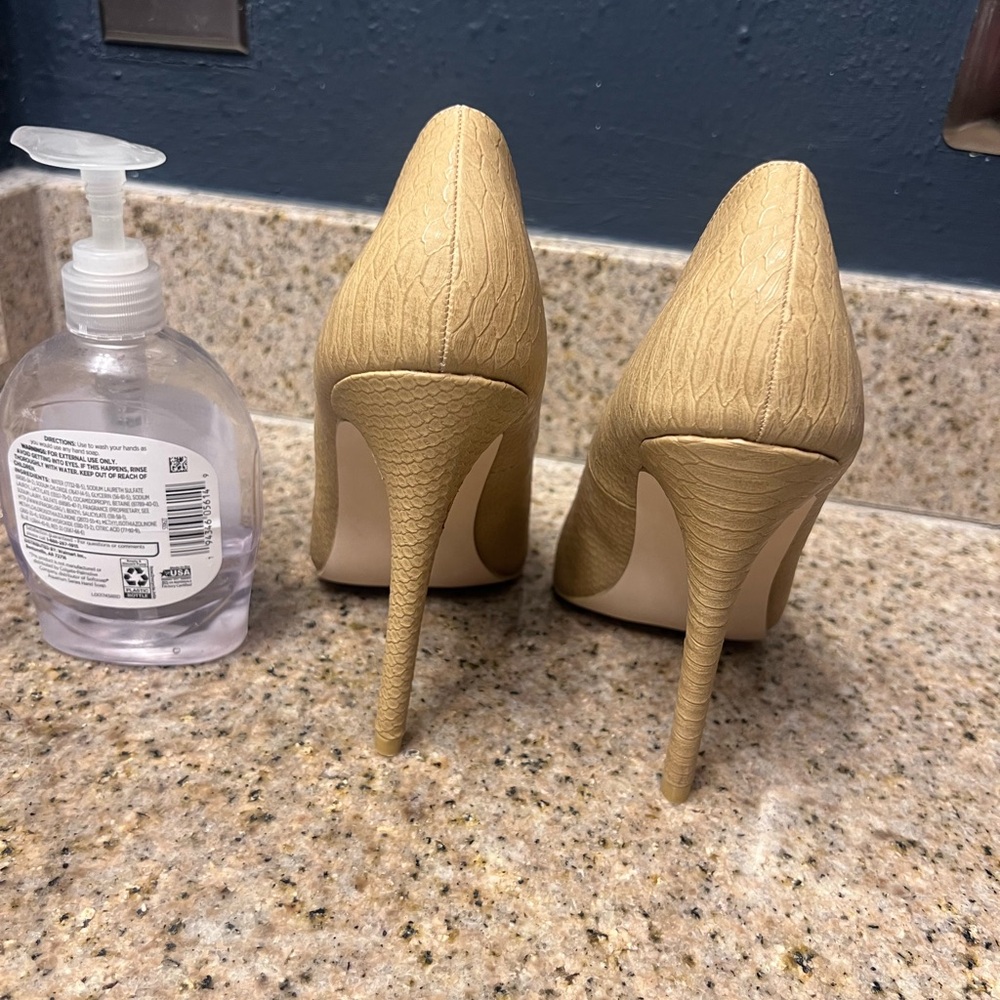 Snake skin pattern heels